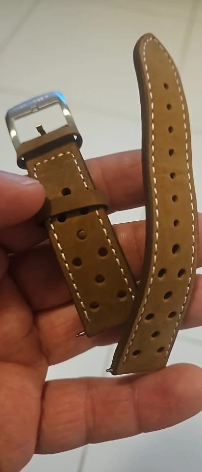 Customer photo review of Stainless Steel Wristwatch Turtle Back Chronograph With Luminous Hands And Sapphire Crystal — Silver | KIMLUD