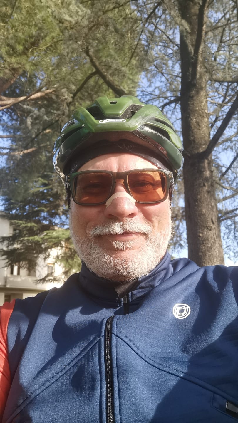 Customer photo review of FROSTAIR 2.0 JACKET - BLUE/ORANGE