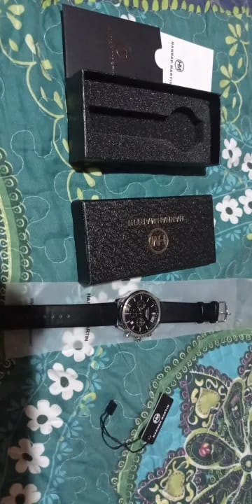 Customer photo review of Leather Strap Multifunctional Watch Chronograph Calendar Water Resistant 3 Bar — Black | KIMLUD