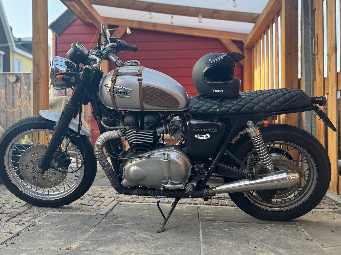 Customer photo review of tank strap right side fuel inlet