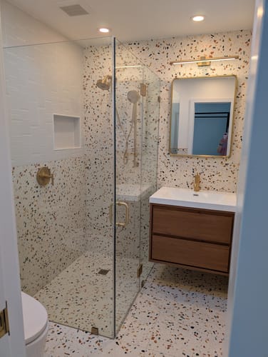 Customer photo review of Saggia Floating Vanity (24"-84")