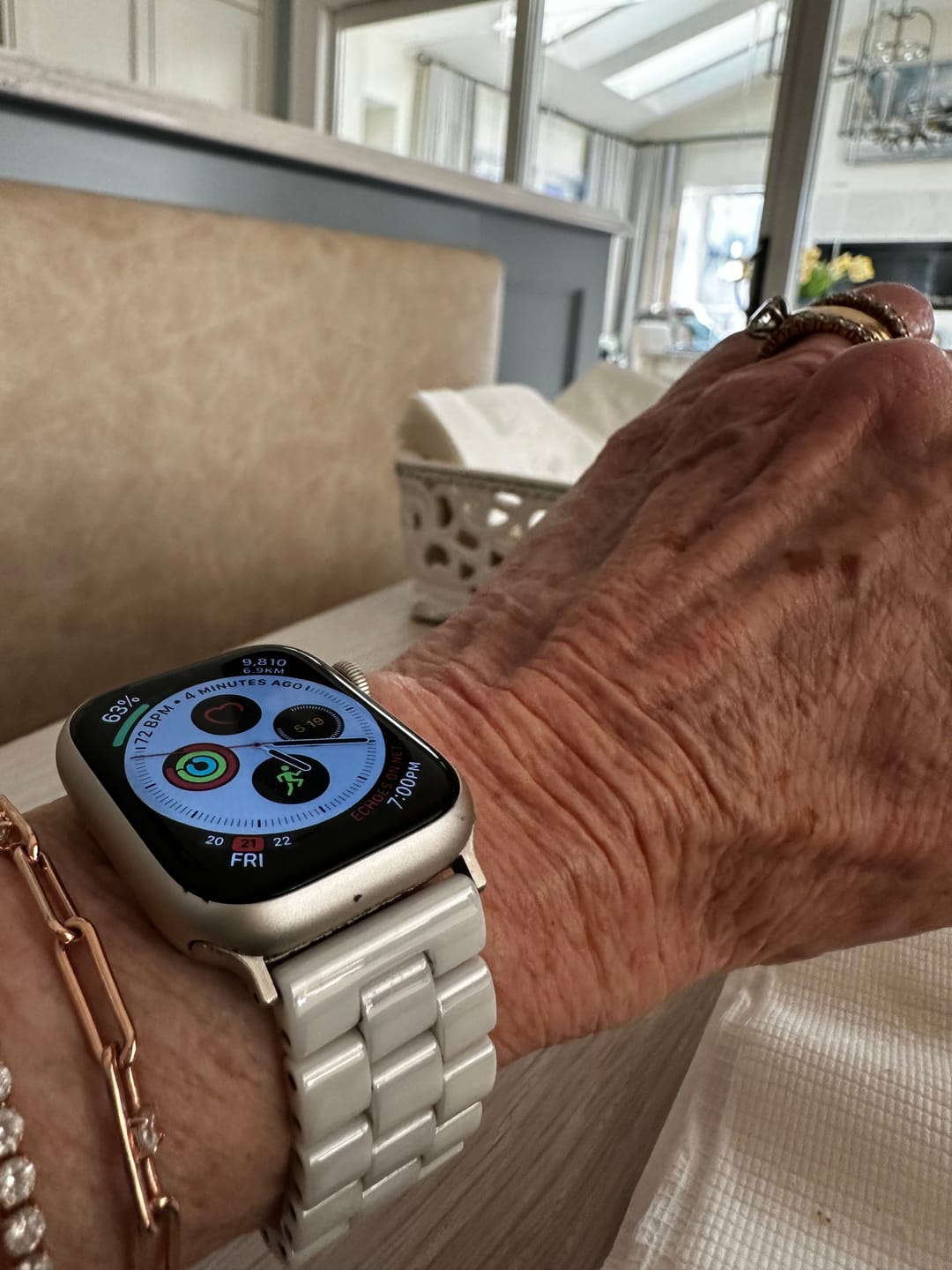 Customer photo review of Kleio Ceramic Band