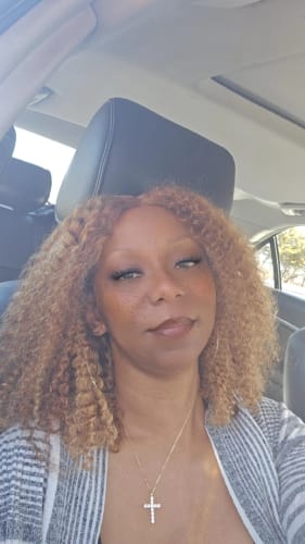 Customer photo review of CurlyMe Wear Go Glueless Highlights Ombre Hair Pre-cut HD Lace Kinky Curly Wig