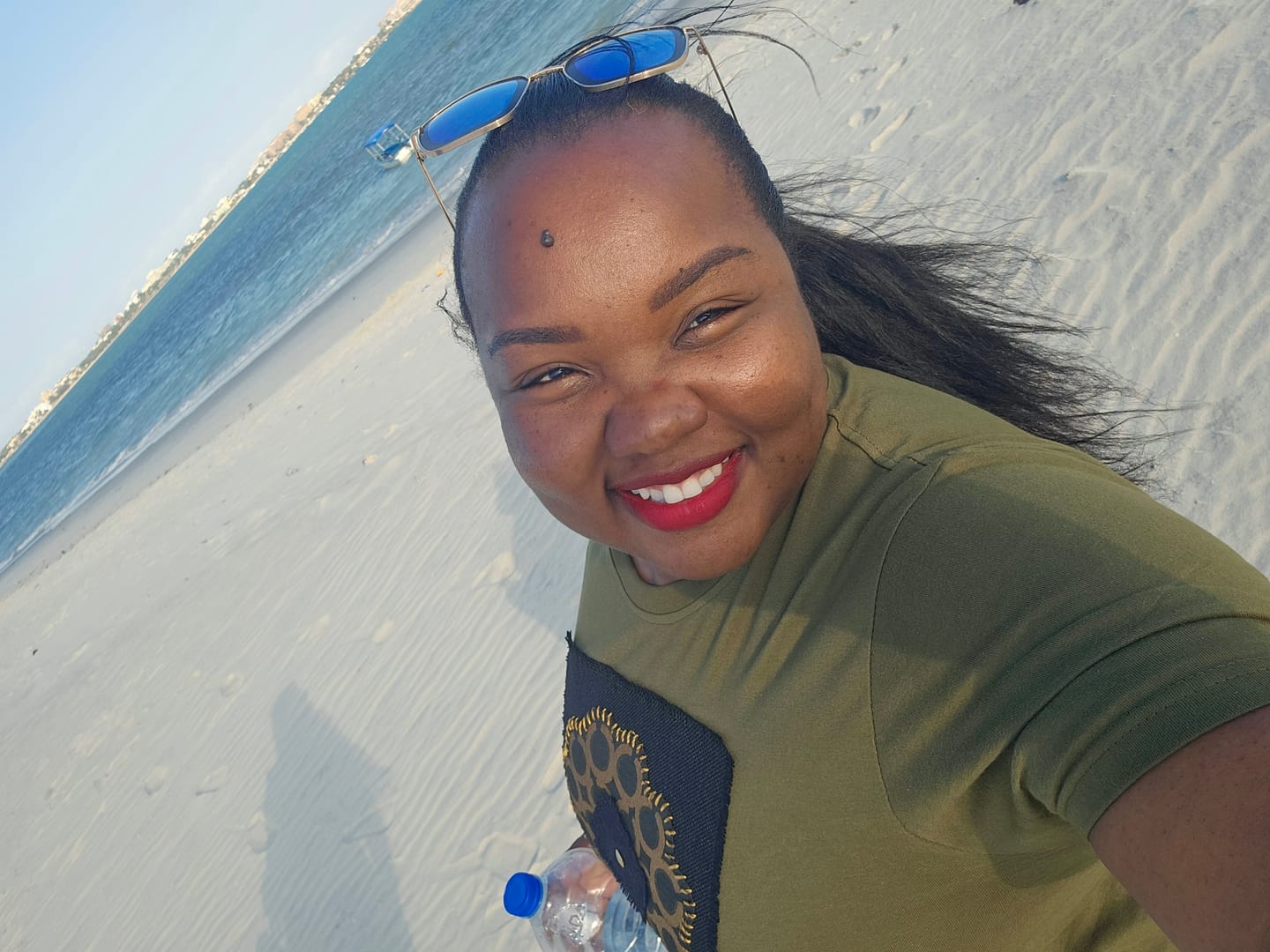 Customer photo review of Natural Color Light Yaki Micro Loop Hair Extension