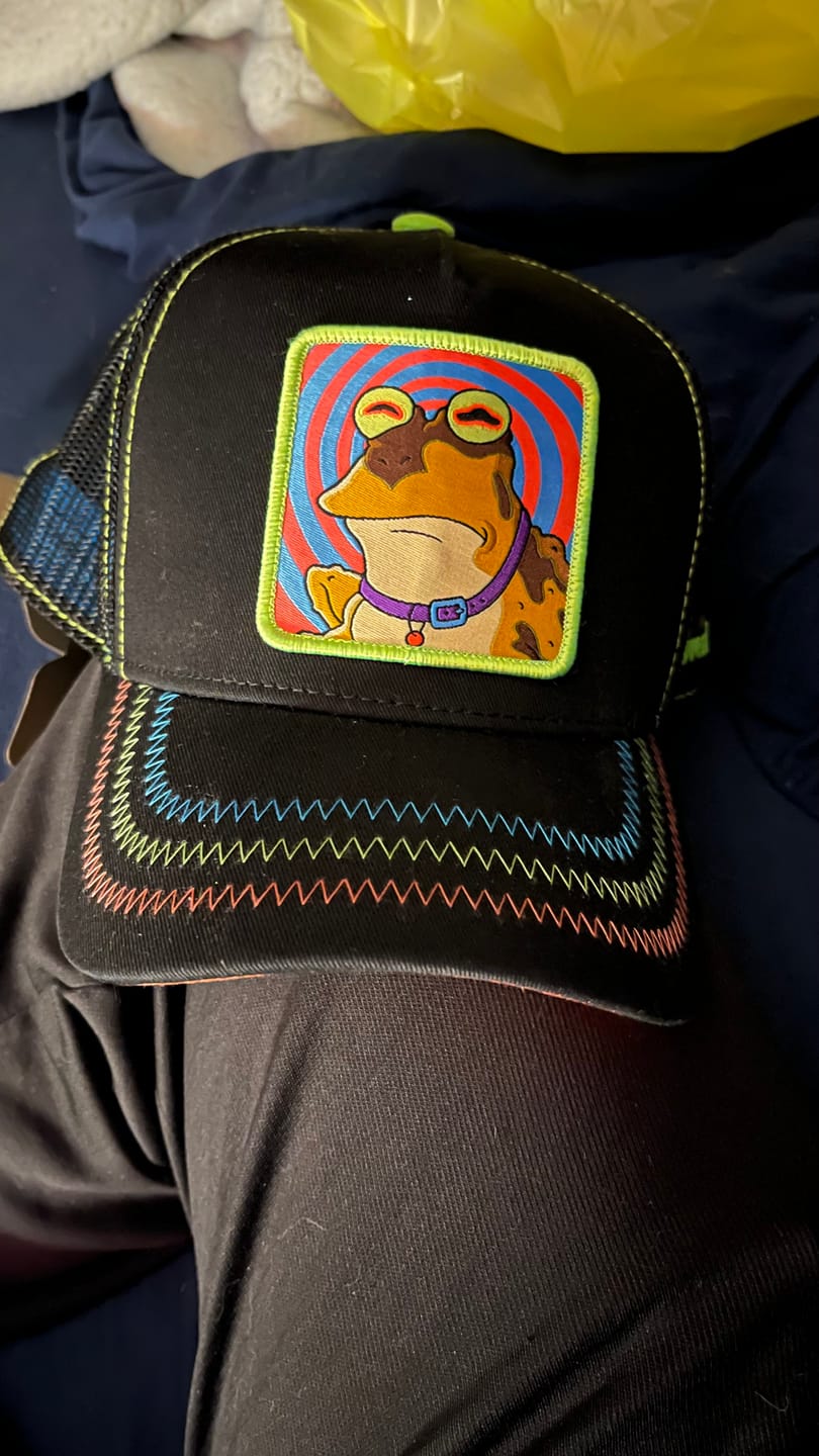 Customer photo review of OVERLORD X Futurama: Hypnotoad Trucker Cap