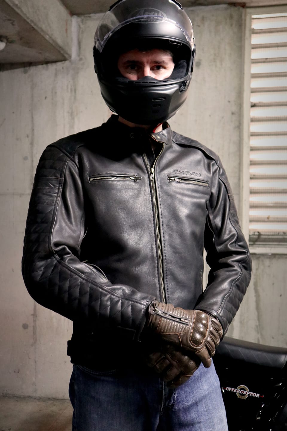 Customer photo review of GEN 2 'ol Bobber' | Diamond Quilted Premium Motorbike Jacket | Distressed Charcoal Brown