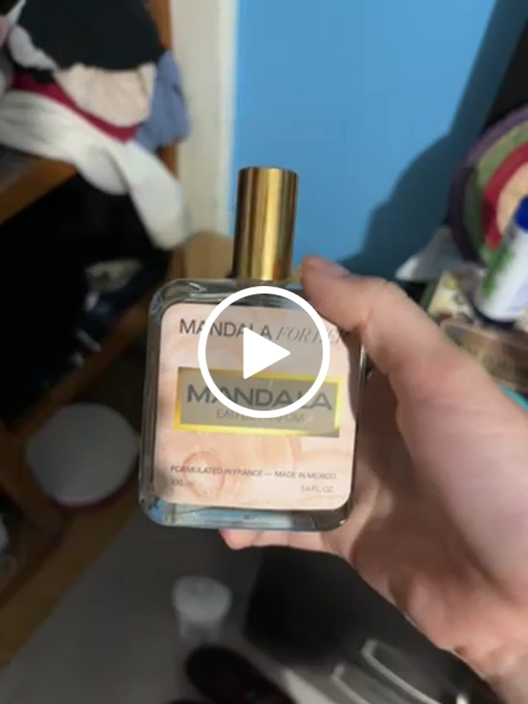 Customer video review of Timeless Muse - Inspirado en BURBERRY HER de BURBERRY 100ml-