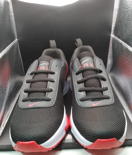 Jose Antonio S. review of Paq 6 Pares Tenis 025 Negro Negro Rojo 25/28.5 image 3 out of 3