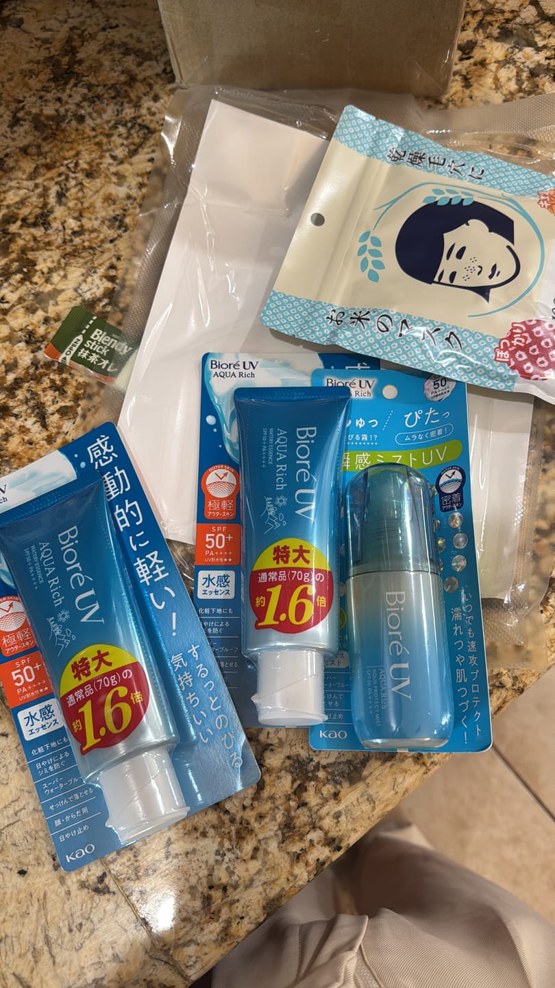 Customer photo review of Biore UV Aqua Rich Protect Mist SPF 50 PA++++ 60ml
