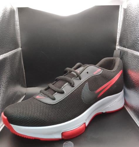 Jose Antonio S. review of Paq 6 Pares Tenis 025 Negro Negro Rojo 25/28.5 image 2 out of 3