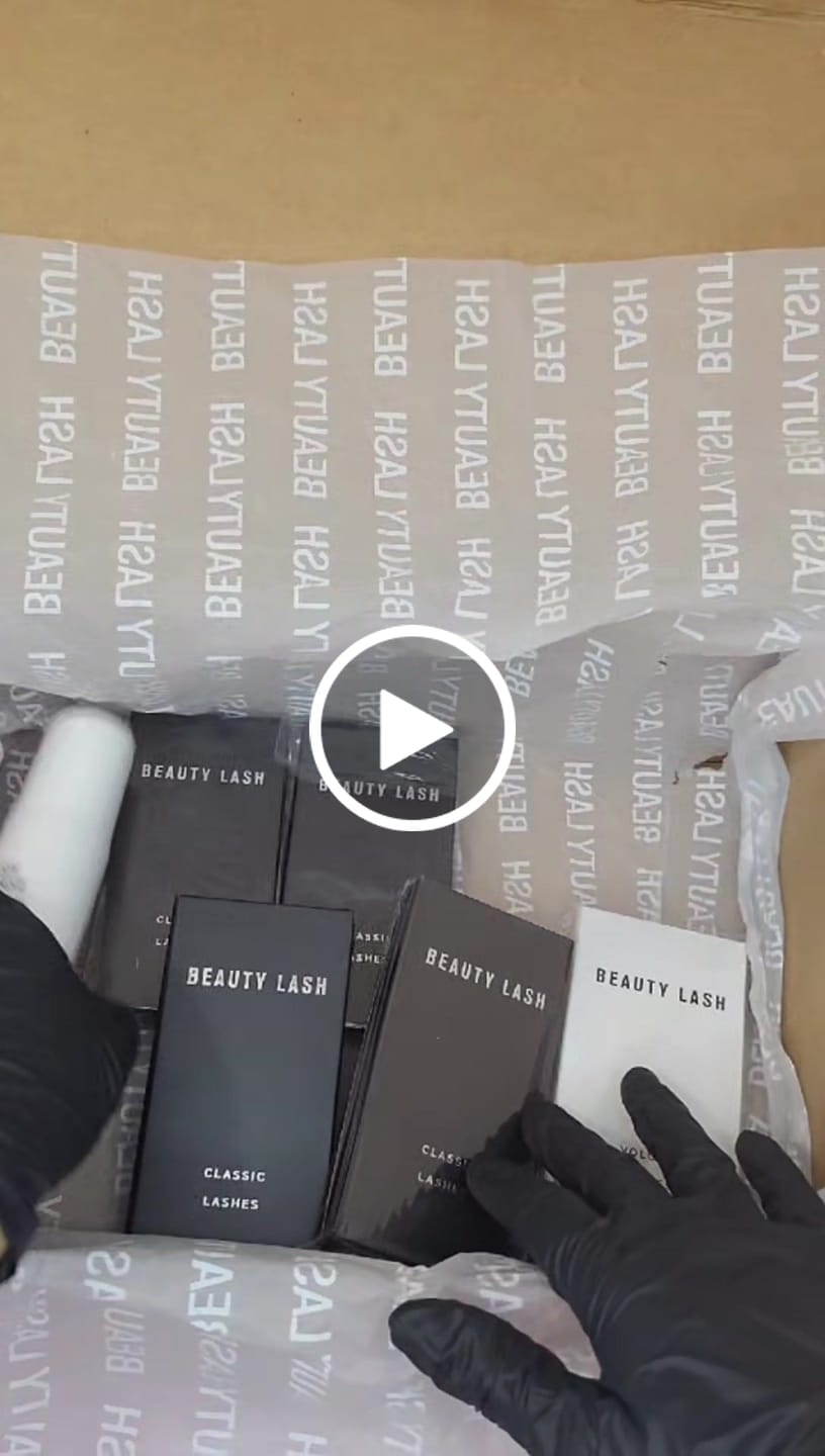 Customer video review of Classic Lashes