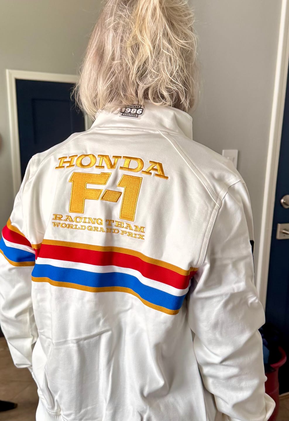 Customer photo review of 1986 Honda F1 Team Zipper Jacket (White)