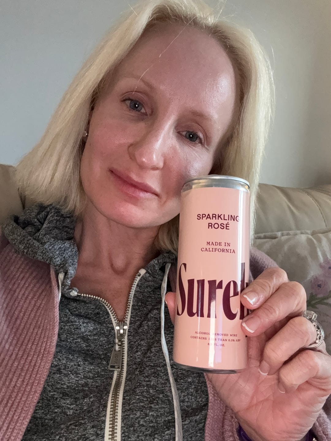 Customer photo review of Non-Alcoholic Sparkling Rosé Can 4-Pack