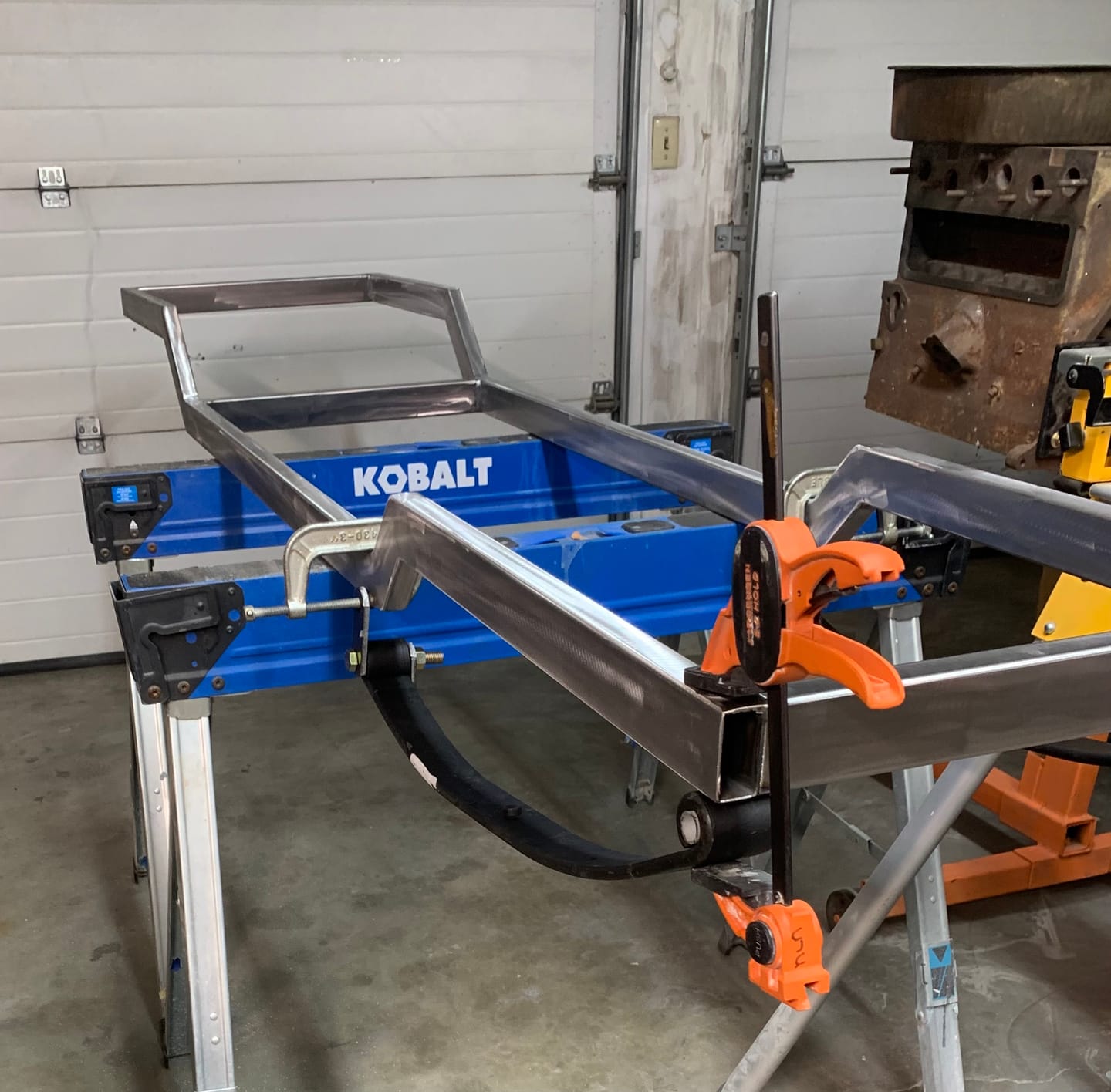 Customer photo review of 25-1/4'' Trailer Leaf Spring - Double Eye - 1 Leaf - 4312-6