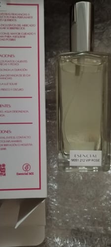 Customer photo review of M051 Inspirado en: 212 VIP Rose - Carolina Herrera