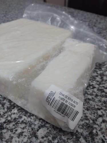 Customer photo review of Cera de Soya de Alto Punto de Fusión para Velas