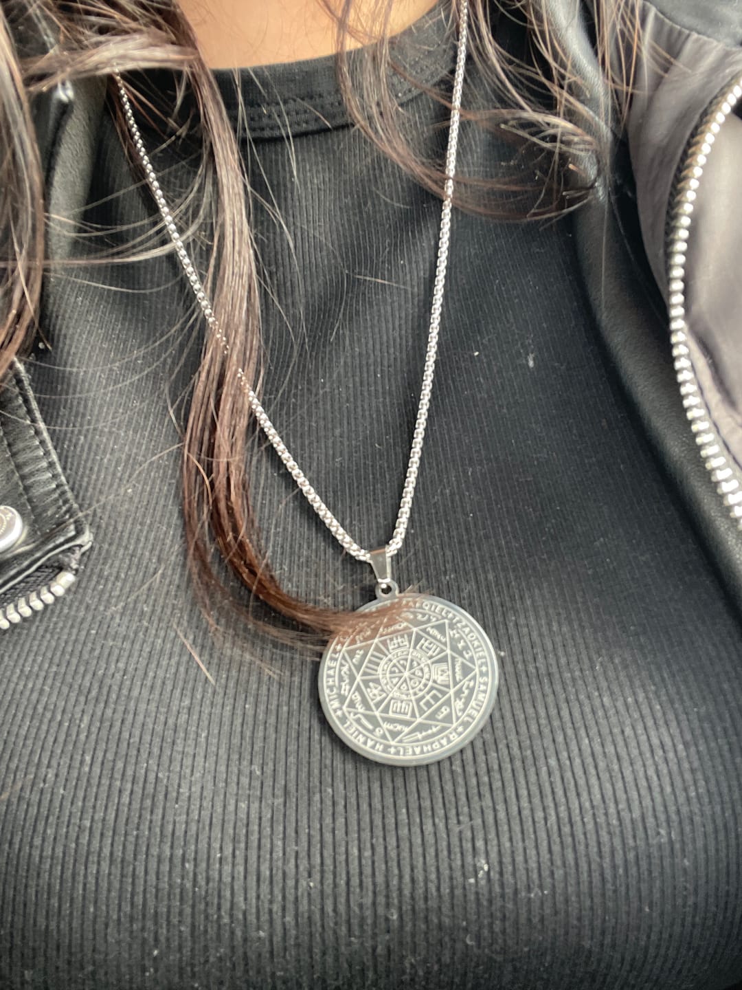 Customer photo review of Pendentif Sceau des 7 Archanges