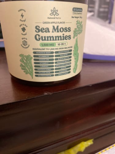Customer photo review of Sea Moss 16-In-1 Gummies