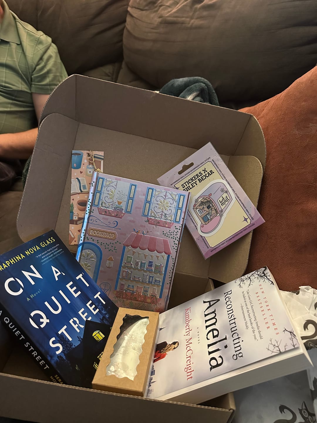 Customer photo review of Quarterly Mystery/Thriller Book Box