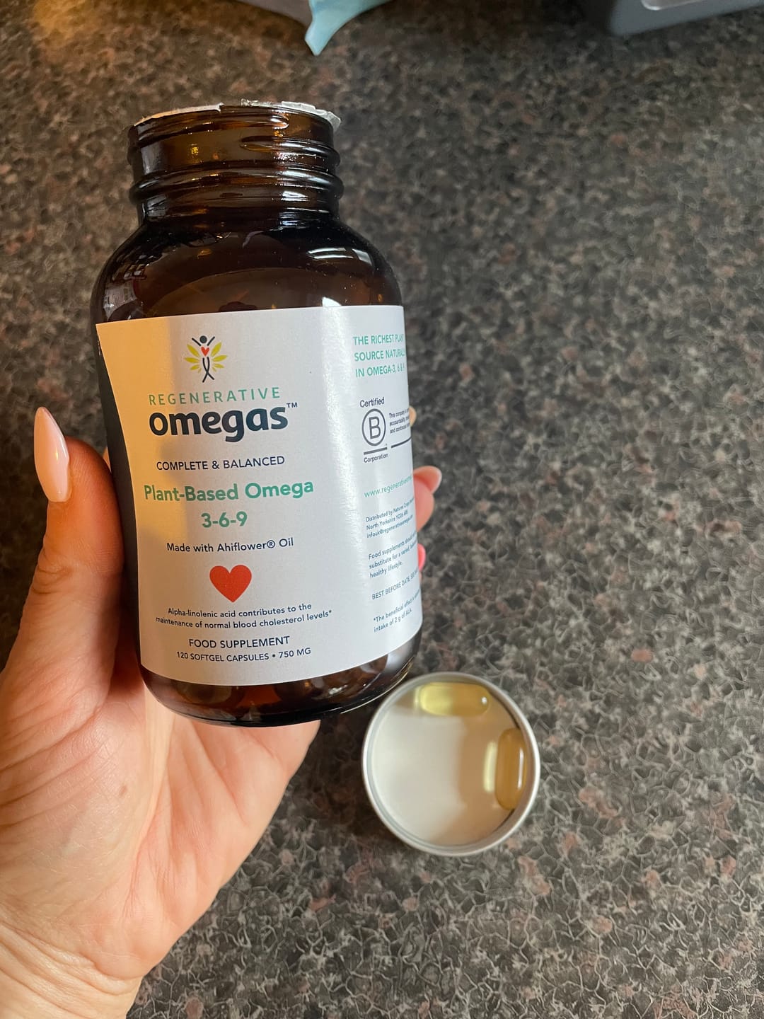 Customer photo review of Regenerative Omegas (Ahiflower Oil) - Fish-Free 120 Capsules