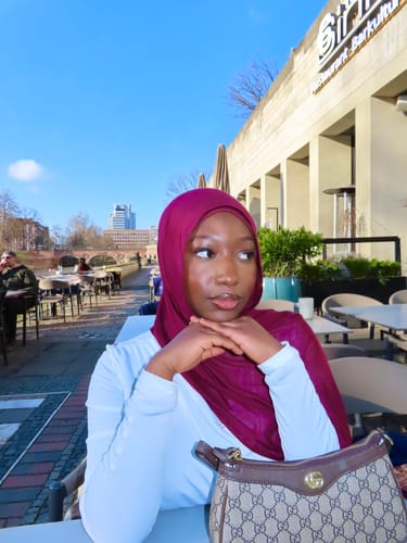 Customer photo review of Golden Moss Premium Modal