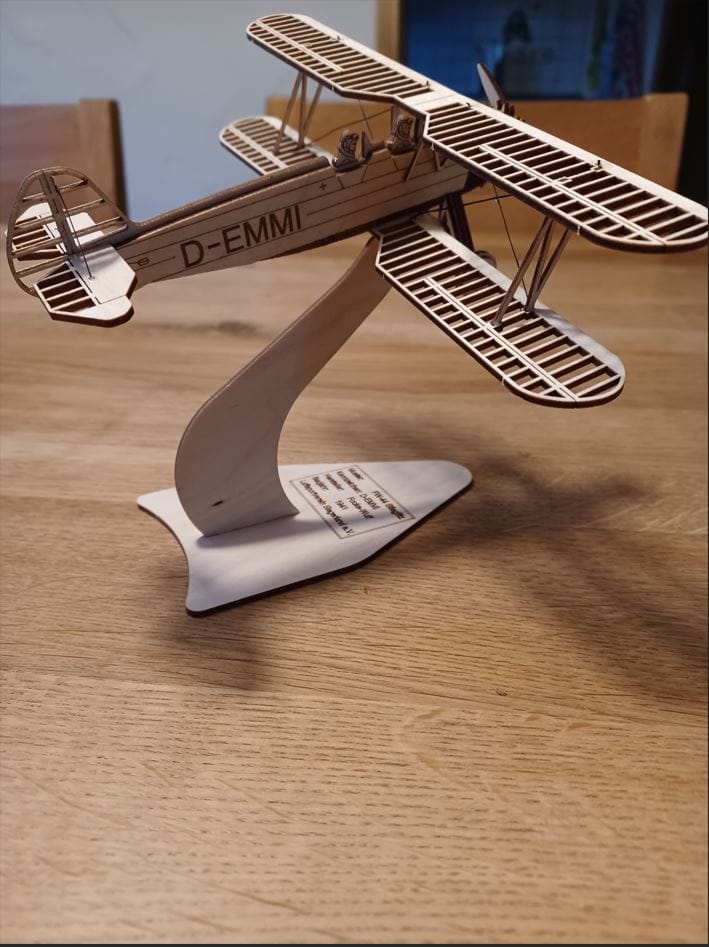 Customer photo review of Focke-Wulf FW44 Stieglitz Deko Flugzeugmodell Bausatz | Pure Planes