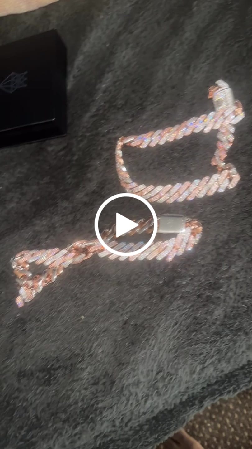 Customer video review of 20mm Monaco Chain - Two Tone
