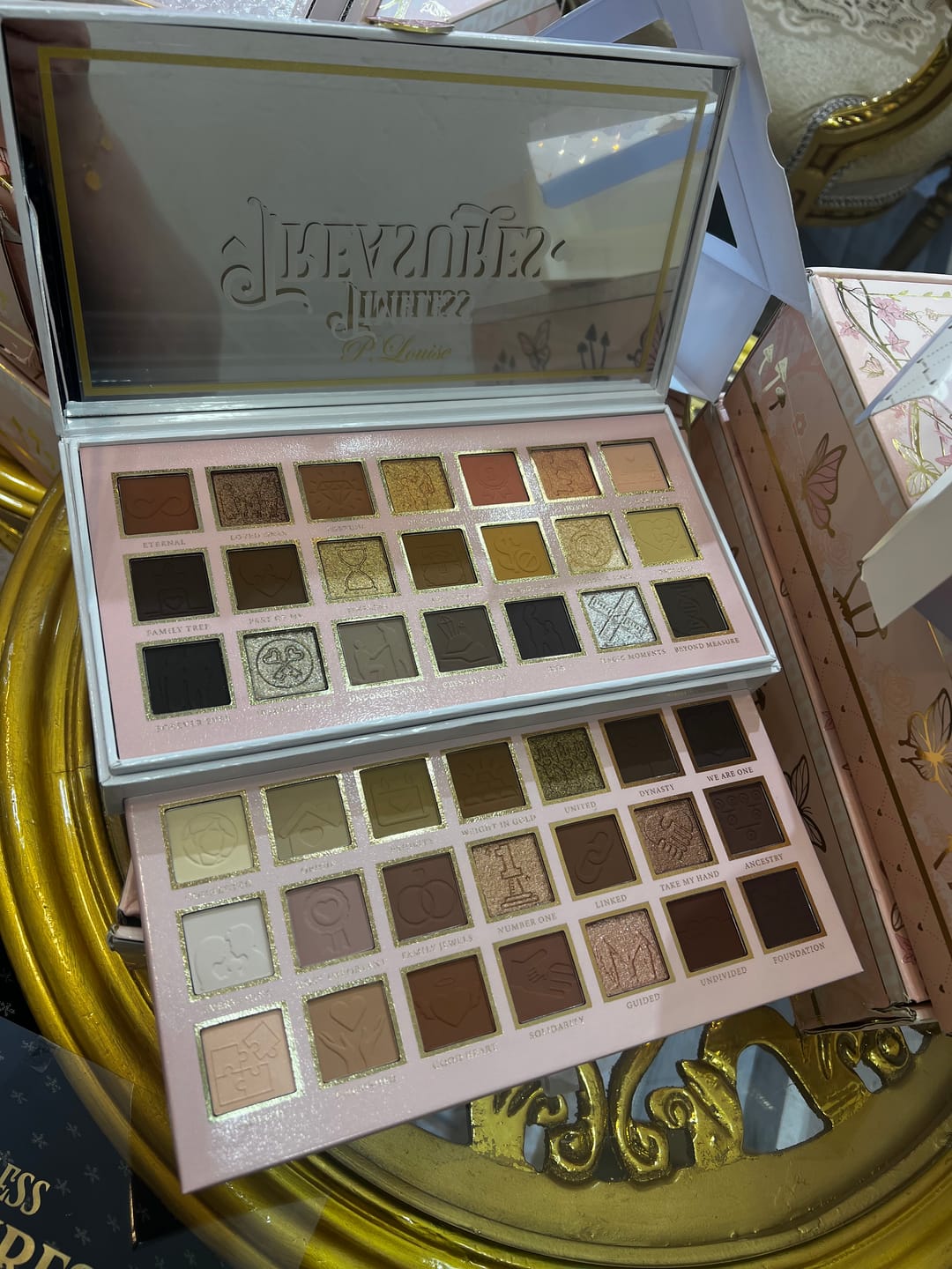 Customer photo review of P.Louise A Desert Full Of Desire Palette