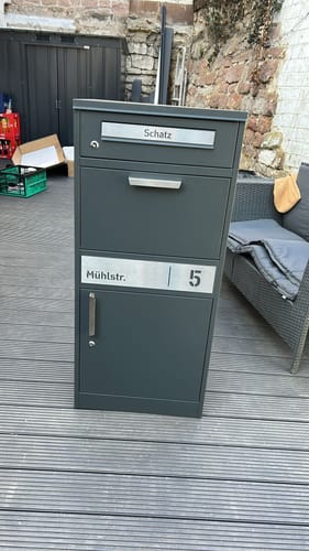 Customer photo review of Variante: mit Namensschild am Briefschlitz