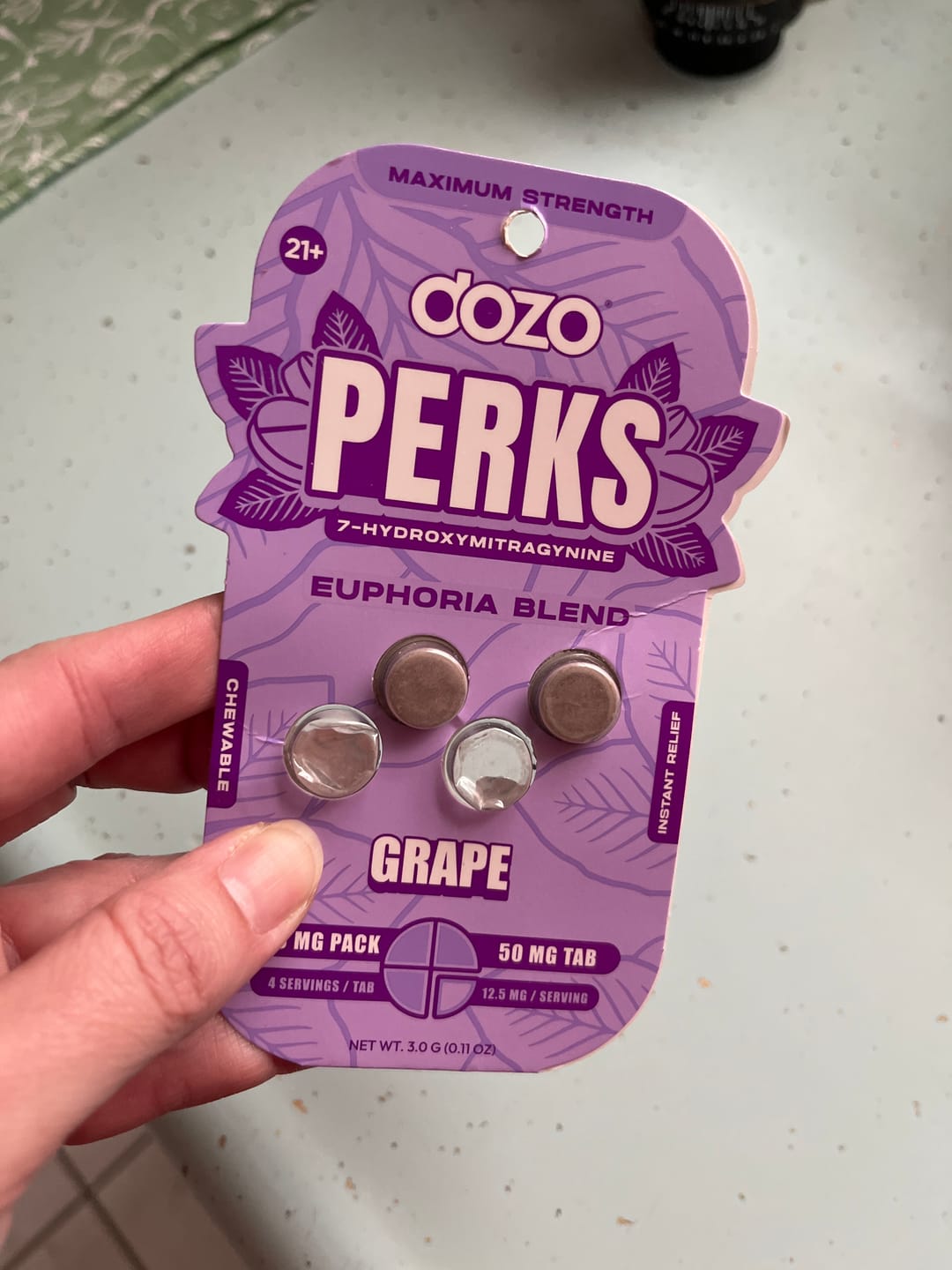 Customer photo review of 4ct 50mg Dozo PERKS 7-HYDROXYMITRAGYNINE | GRAPE (EUPHORIA BLEND)