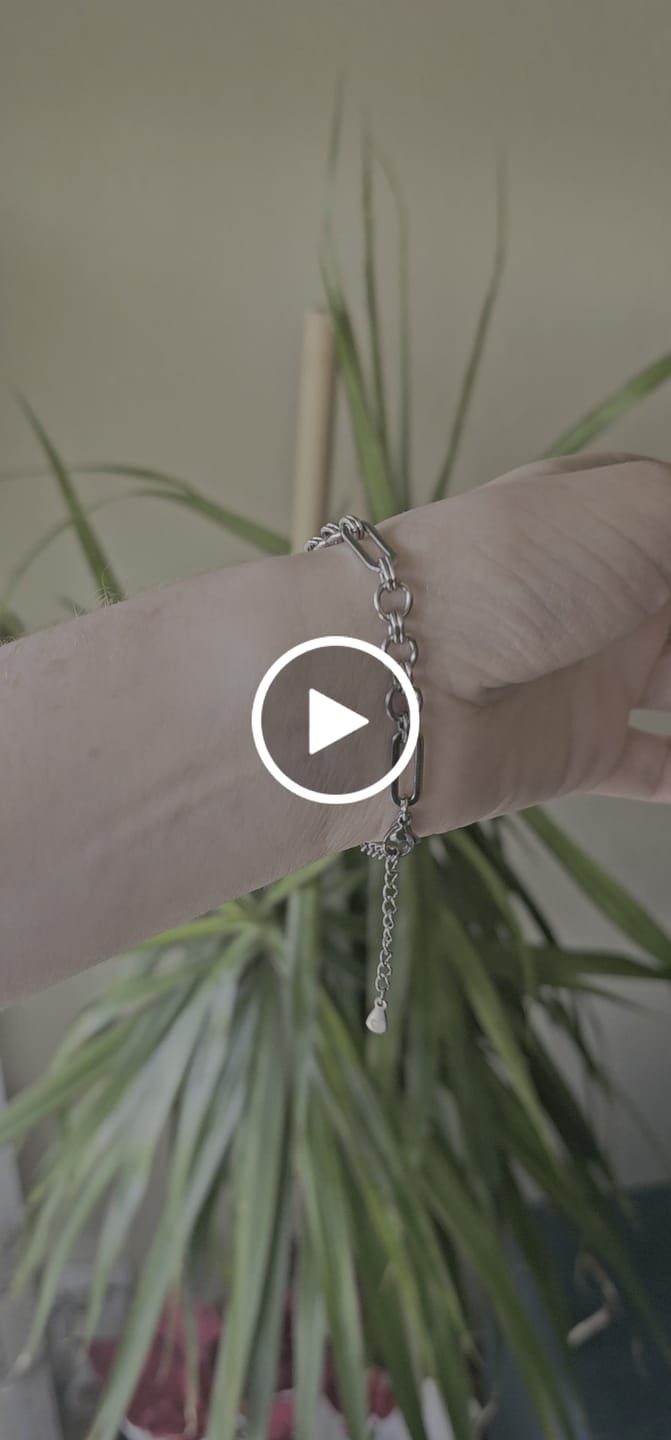Customer video review of Pulsera Eslabón Anillado