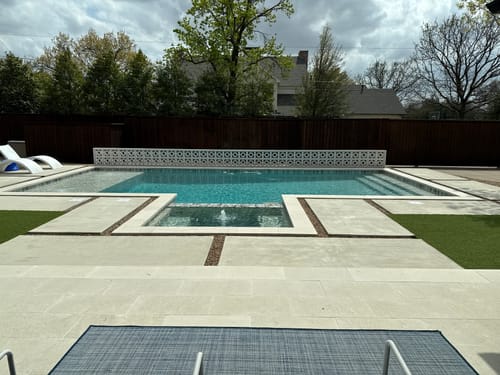 Town Square White 11 4 Breeze Block