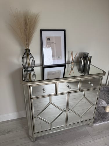 Customer photo review of Faux Pampas Grass - Cream (5 Stems)