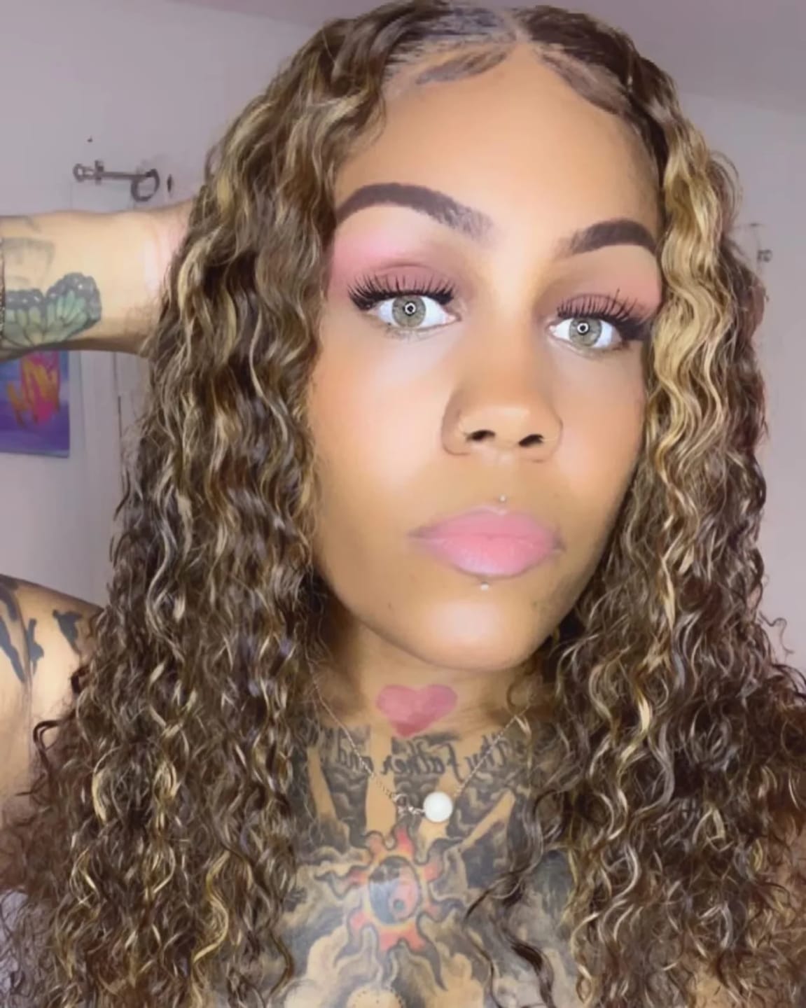 Customer photo review of Human Hair Wig Ombre Curly Loose Deep Wave Lace Front — Honey Blonde | KIMLUD