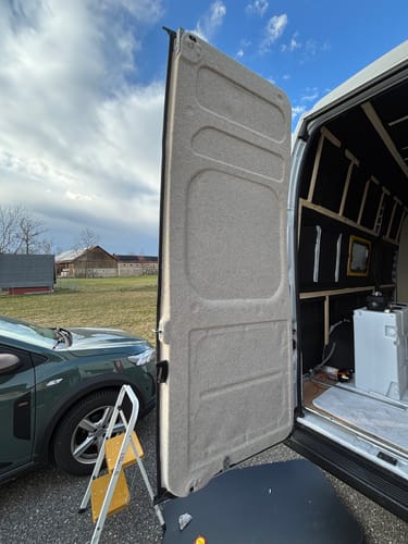 Customer photo review of Carpet Filz selbstklebend für Camper