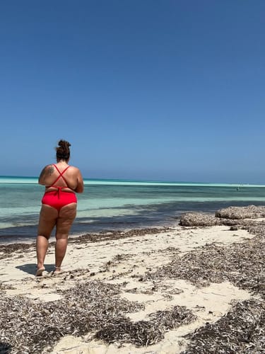 Customer photo review of 'Thrive' High Rise Cheeky Bikini Bottoms