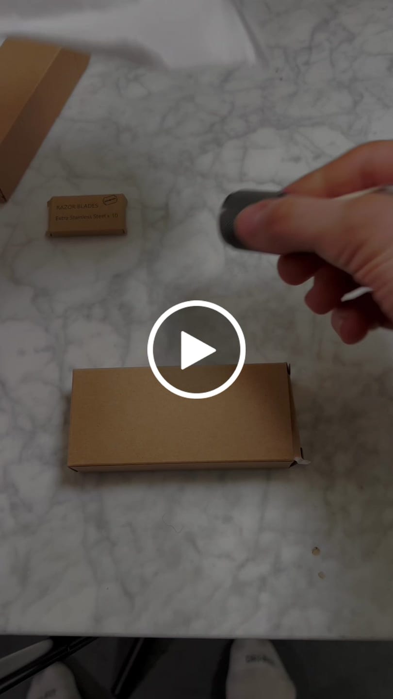 Customer video review of Obsidian - Safety Razor