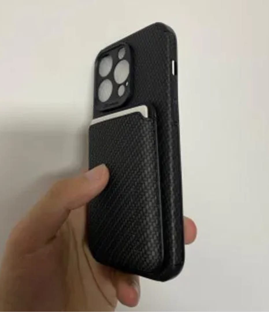 Customer photo review of MagSafe Portemonnee Telefoonhoesje - TitanWallet
