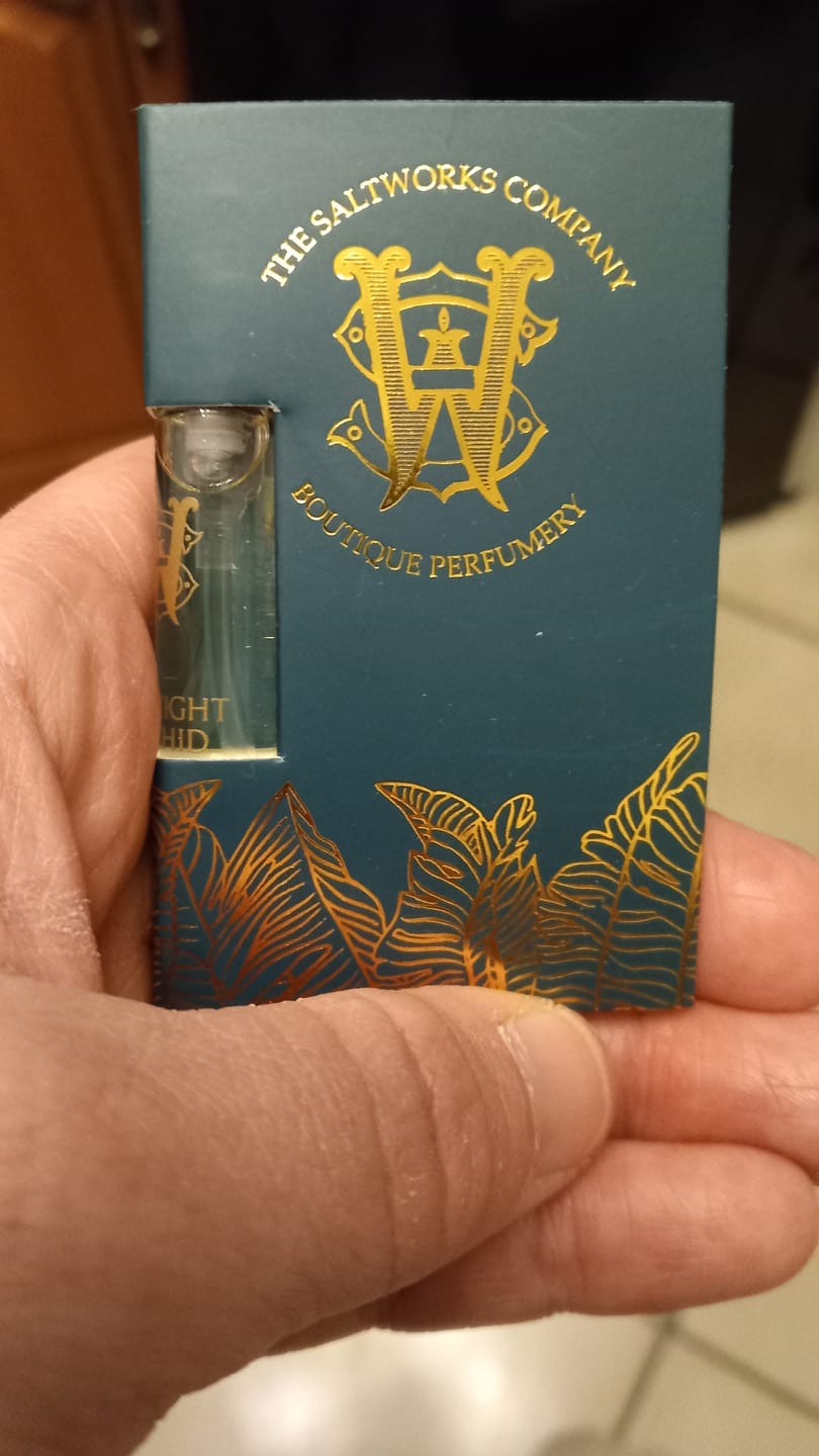 Customer photo review of Midnight Orchid
