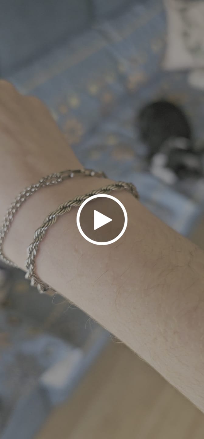 Customer video review of Pulsera Lace