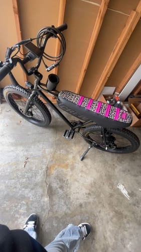 Customer photo review of Custom Seat Cover: Crew Dart V2