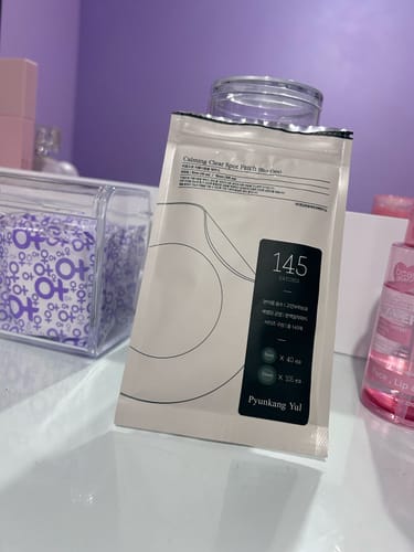 Customer photo review of Calming Clear Spot Patch (Slim Care)