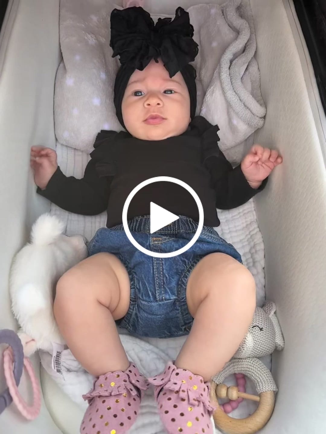 Customer video review of Ruffled Headband- Black