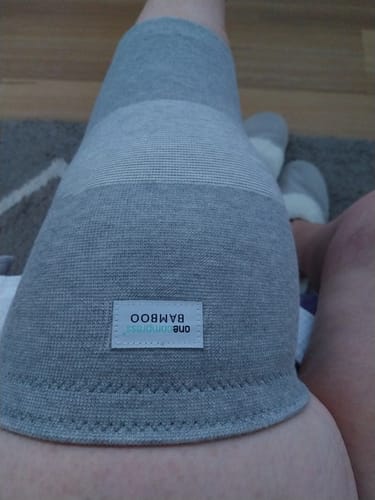 Customer photo review of Premium Bamboo Knee Sleeve (Single)
