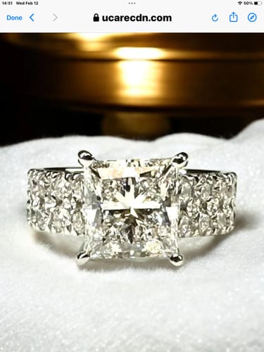 Customer photo review of 0.30 CT Round Cut Diamonds - Wedding Band