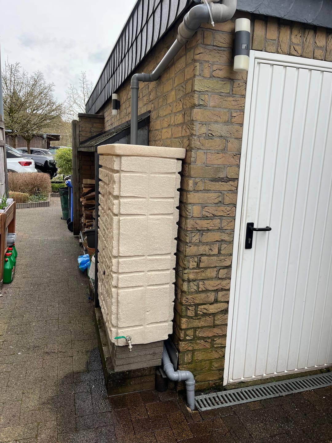 Customer photo review of YourCasa Regentonne 300 Liter [StoneRain] - Frostsicher & UV-beständig