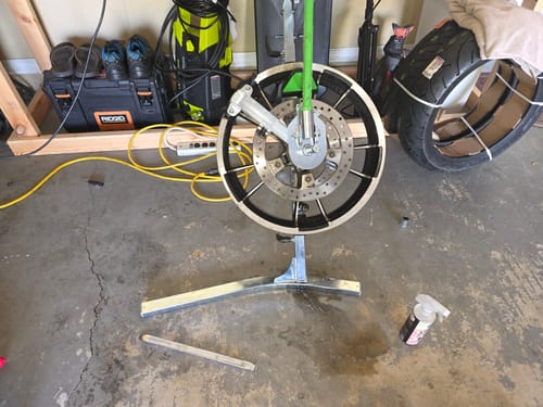 Customer photo review of Rabaconda Street Bike Tire Changer