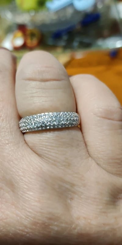 Customer photo review of Colette Pavé Sparkling Ring