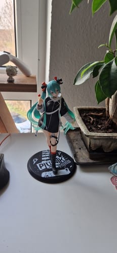 Customer photo review of Hatsune Miku Fashion Punk, Project Sekai, Vocaloids, Taito, ca. 18cm