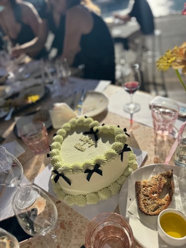 Customer photo review of clara